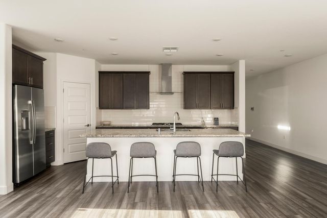 998 Fullerton Ranch Rd, Lincoln, CA 95648