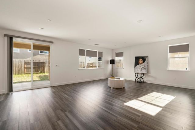 998 Fullerton Ranch Rd, Lincoln, CA 95648