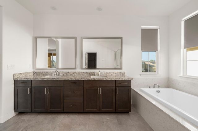 998 Fullerton Ranch Rd, Lincoln, CA 95648