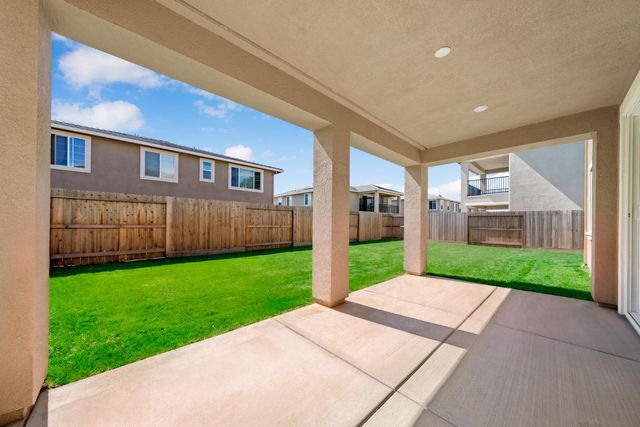998 Fullerton Ranch Rd, Lincoln, CA 95648