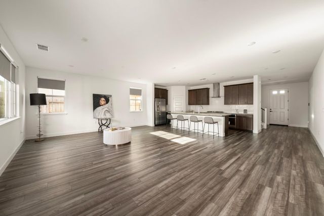 998 Fullerton Ranch Rd, Lincoln, CA 95648
