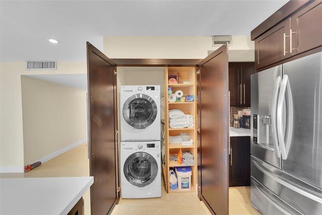 1401 S Ocean Drive 502, Hollywood, FL 33019