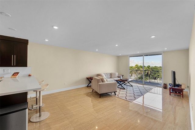 1401 S Ocean Drive 502, Hollywood, FL 33019