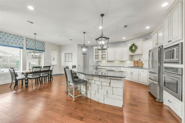 2214 Stillhouse Hollow Lane, Friendswood, TX 77546