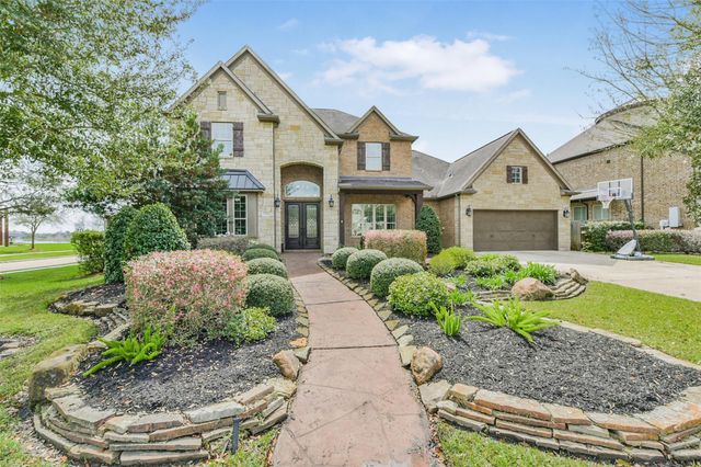 2214 Stillhouse Hollow Lane, Friendswood, TX 77546