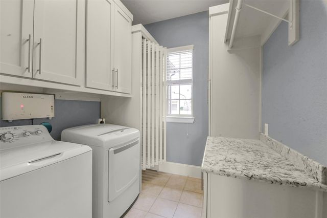 2214 Stillhouse Hollow Lane, Friendswood, TX 77546