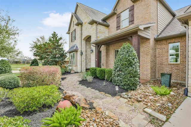 2214 Stillhouse Hollow Lane, Friendswood, TX 77546