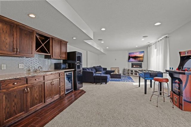 12715 Midway Street NE, Blaine, MN 55449