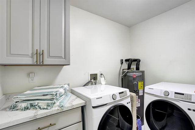 1129 NE 2nd Ave, Fort Lauderdale, FL 33304