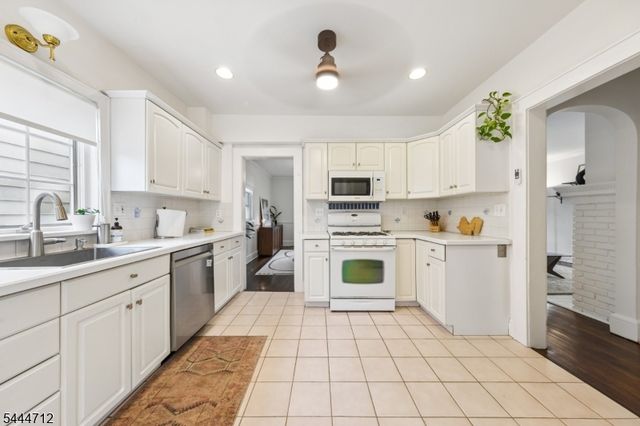 15 Westminster Ter, West Orange Twp., NJ 07052
