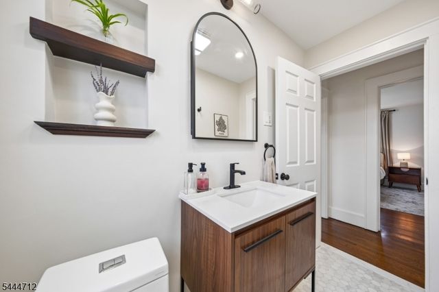 15 Westminster Ter, West Orange Twp., NJ 07052