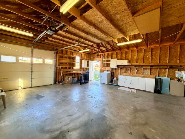 553 Mc Guire Avenue, Beattyville, KY 41311