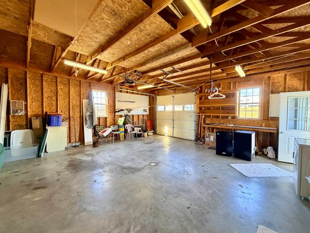 553 Mc Guire Avenue, Beattyville, KY 41311