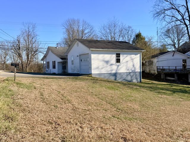 553 Mc Guire Avenue, Beattyville, KY 41311