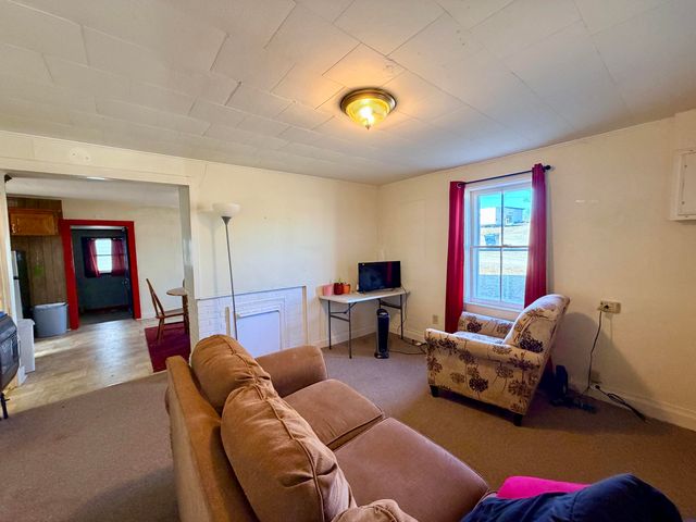 553 Mc Guire Avenue, Beattyville, KY 41311