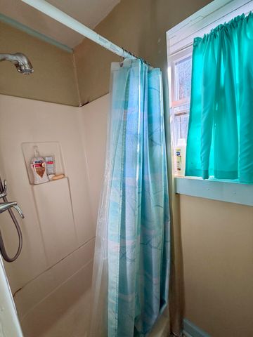 553 Mc Guire Avenue, Beattyville, KY 41311