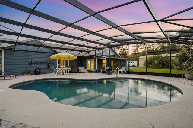 1690 TALLAPOOSA DRIVE, Geneva, FL 32732