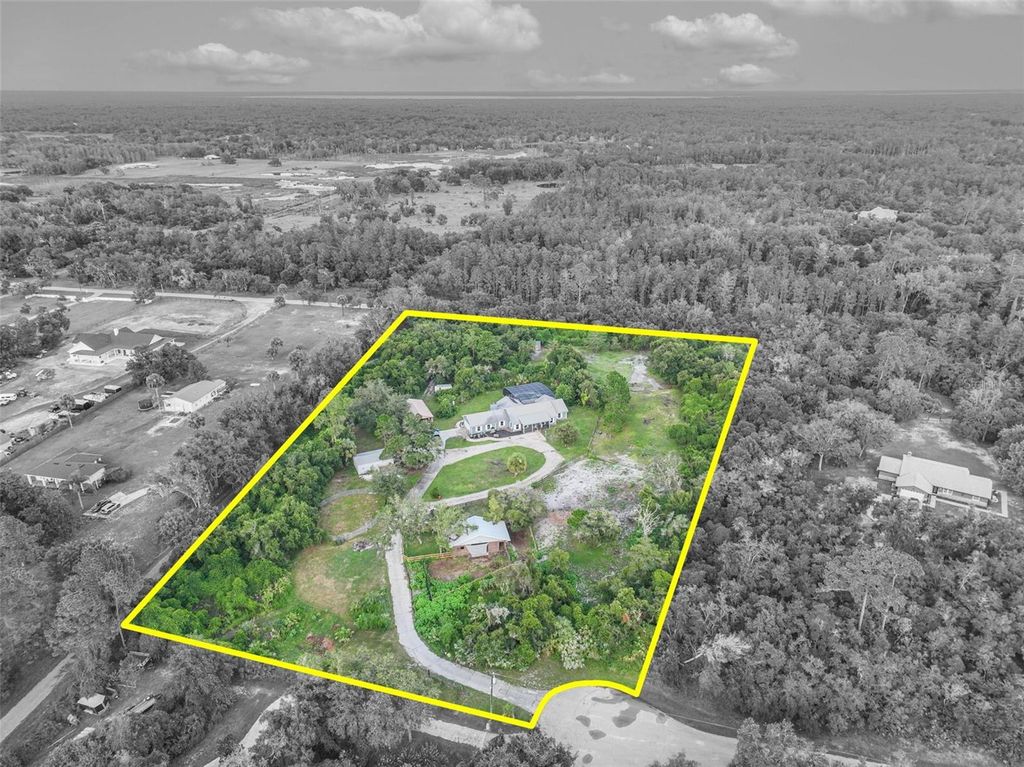 1690 TALLAPOOSA DRIVE, Geneva, FL 32732