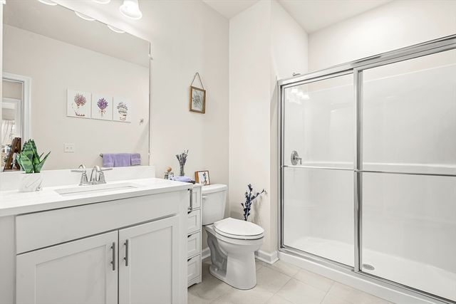 300 Martins Landing 103, North Reading, MA 01864