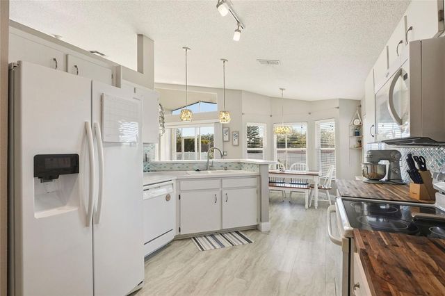 412 EMERALD COVE LOOP, Lakeland, FL 33813