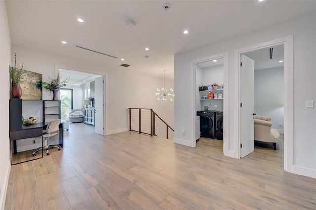 1616 SE 2nd Court, Fort Lauderdale, FL 33301