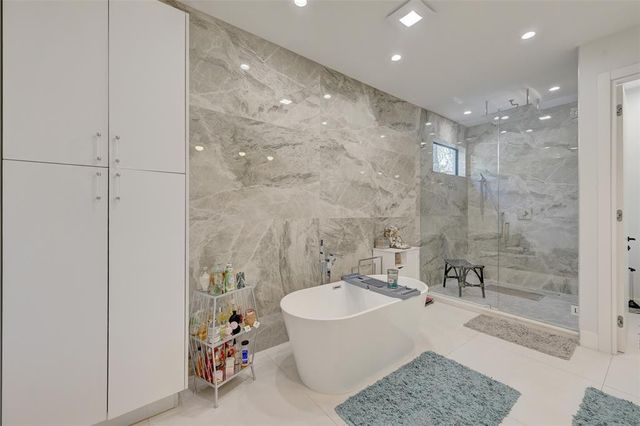 1616 SE 2nd Court, Fort Lauderdale, FL 33301