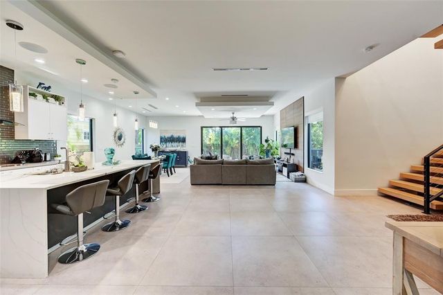1616 SE 2nd Court, Fort Lauderdale, FL 33301