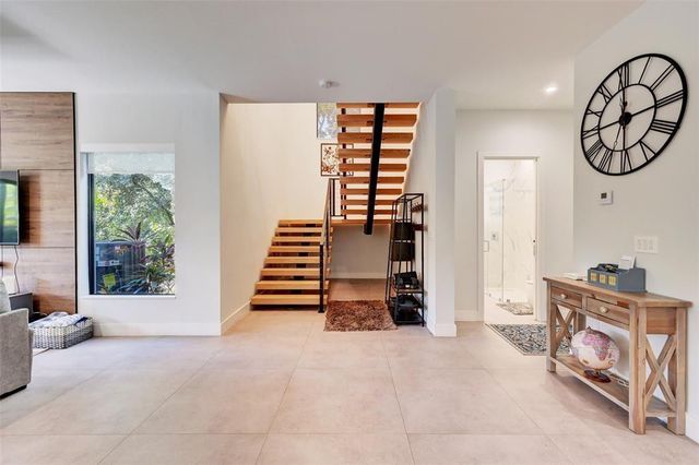 1616 SE 2nd Court, Fort Lauderdale, FL 33301