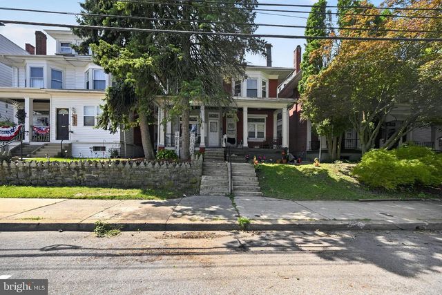 522 FRANKLIN ST, West Reading, PA 19611