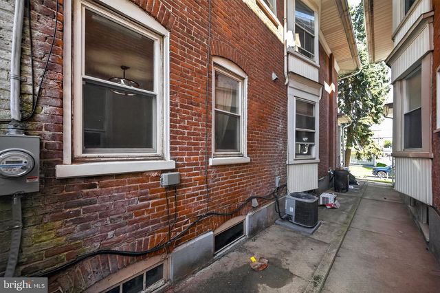 522 FRANKLIN ST, West Reading, PA 19611