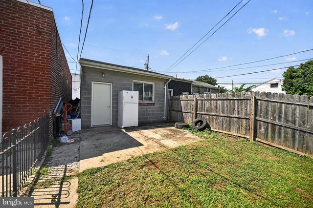 522 FRANKLIN ST, West Reading, PA 19611
