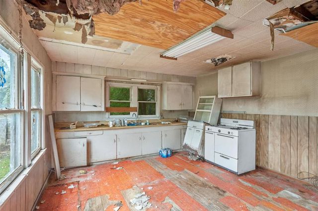 608 Orange Street, Lake Charles, LA 70601