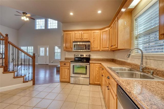 6710 Morgan Drive, Young Harris, GA 30582