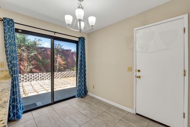 8200 Northam Dr, Antelope, CA 95843