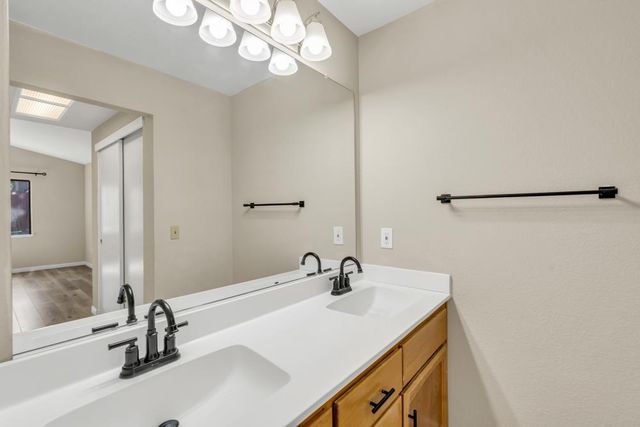 8200 Northam Dr, Antelope, CA 95843