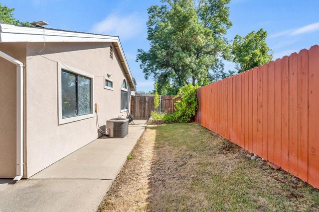 8200 Northam Dr, Antelope, CA 95843