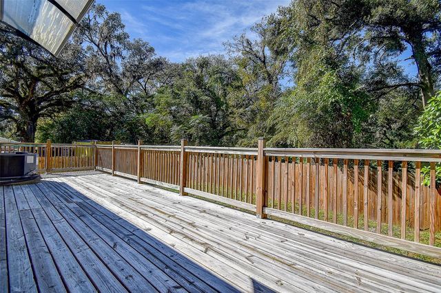 16519 US HIGHWAY 41, Spring Hill, FL 34610