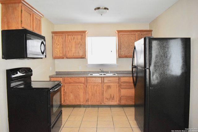 1758 amanda, San Antonio, TX 78210