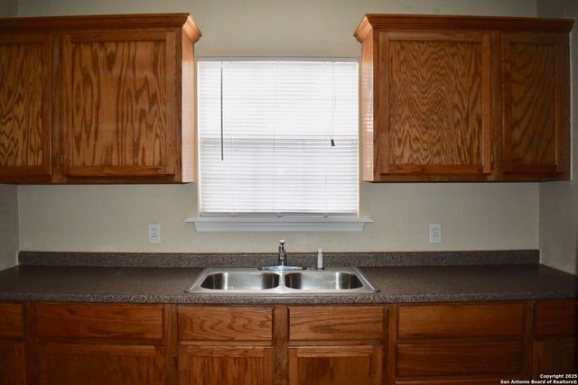 1758 amanda, San Antonio, TX 78210