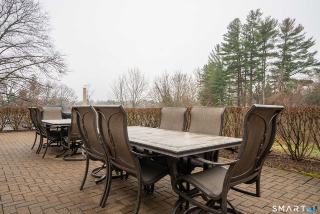 1 West Street 219, Simsbury, CT 06070