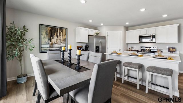 17001 Sheffield Street, Bennington, NE 68007
