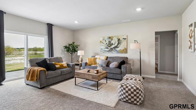 17001 Sheffield Street, Bennington, NE 68007