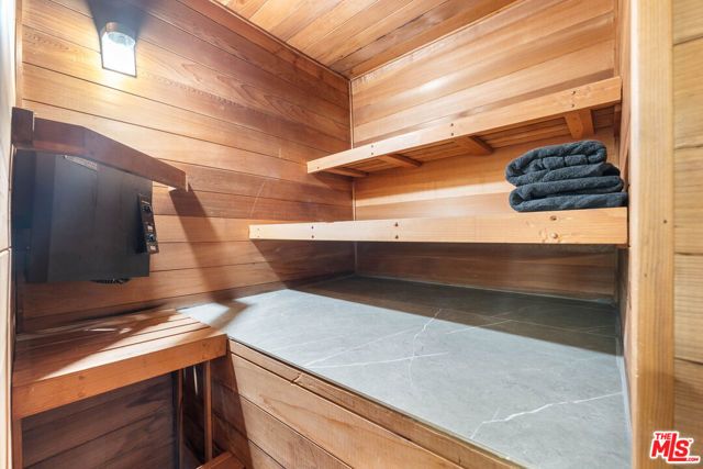 3541 Multiview Drive, Los Angeles, CA 90068