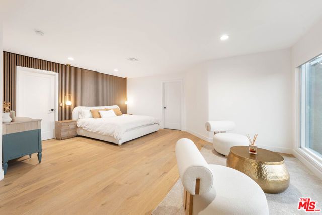 3541 Multiview Drive, Los Angeles, CA 90068