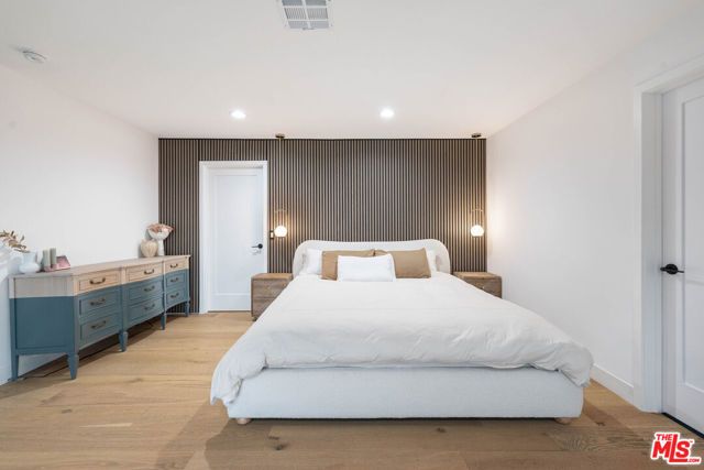 3541 Multiview Drive, Los Angeles, CA 90068