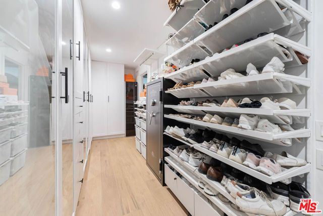 3541 Multiview Drive, Los Angeles, CA 90068