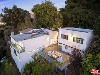 3541 Multiview Drive, Los Angeles, CA 90068