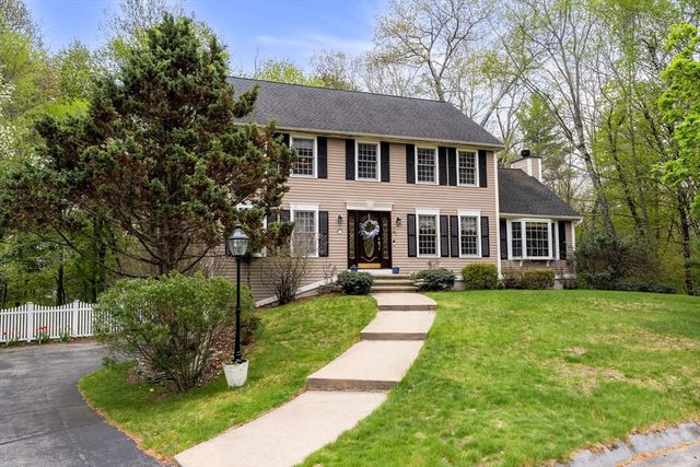 18 W Parish Ridge Rd, Haverhill, MA 01832