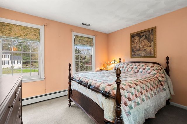 18 W Parish Ridge Rd, Haverhill, MA 01832