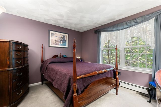 18 W Parish Ridge Rd, Haverhill, MA 01832